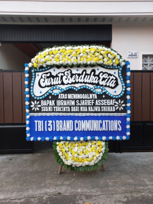 Papan Bunga Duka di Bojong Menteng